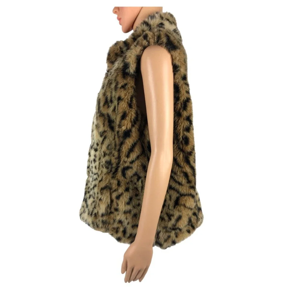 Chicos Leopard Faux Fur Vest Heavy Warm Size 2 Open Front Sleeveless EUC